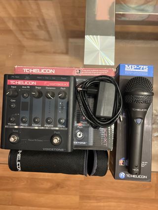 TC Helicon Correct XT y Mic MP-75