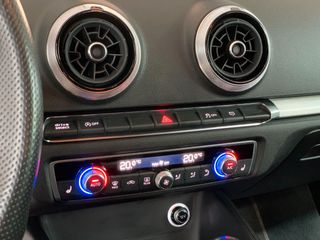 AUDI A3 S3 2.0 TFSI quattro S tronic Sportback