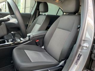 MERCEDES-BENZ Clase A Sedan A 180