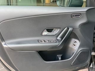 MERCEDES-BENZ Clase A Sedan A 180