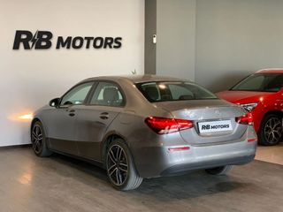 MERCEDES-BENZ Clase A Sedan A 180