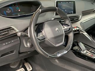 PEUGEOT 3008 Hybrid 300 eEAT8 GT Line