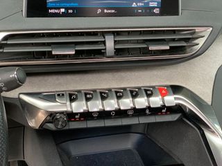 PEUGEOT 3008 Hybrid 300 eEAT8 GT Line
