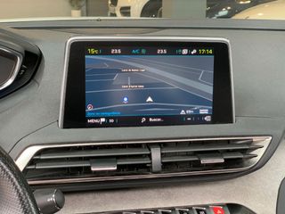 PEUGEOT 3008 Hybrid 300 eEAT8 GT Line