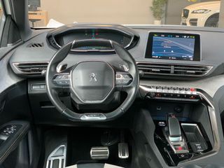 PEUGEOT 3008 Hybrid 300 eEAT8 GT Line