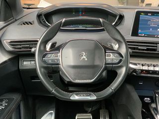 PEUGEOT 3008 Hybrid 300 eEAT8 GT Line