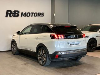 PEUGEOT 3008 Hybrid 300 eEAT8 GT Line