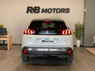 PEUGEOT 3008 Hybrid 300 eEAT8 GT Line