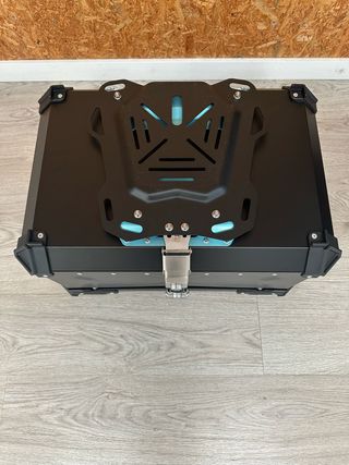 Baul Moto Aluminio 65L Negra con Respaldo