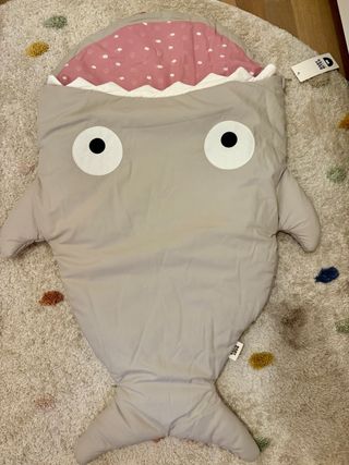 Saco Baby Bites Tiburón Gris