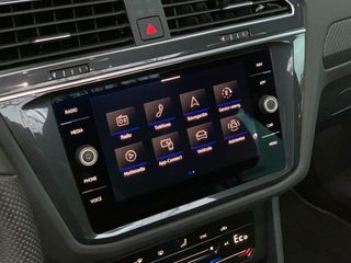 VOLKSWAGEN Tiguan RLine 1.4 TSI eHybrid 180kW