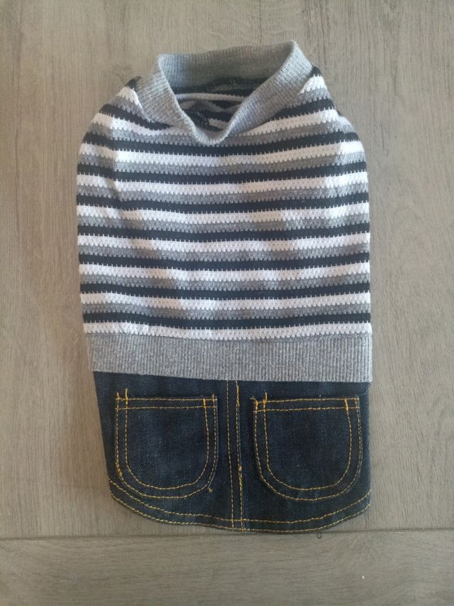 Ropa para perro pequeño a rayas