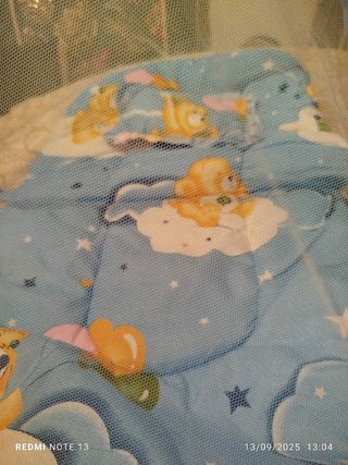 Zanzariera con materassino e cuscino
