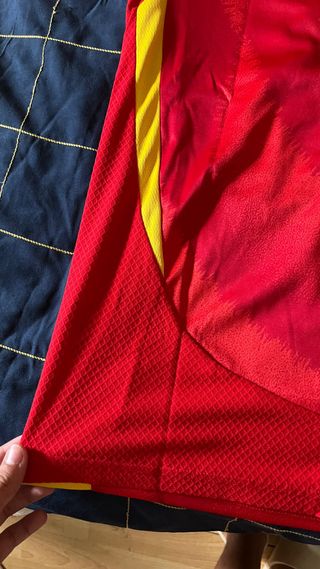 Camisola Espanha 2025 Adidas Tamanho L