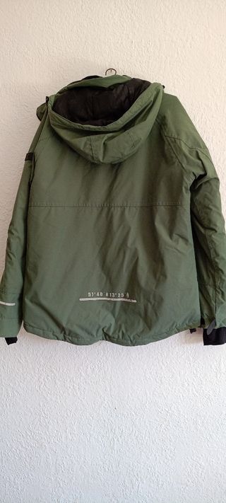 Chaqueta Impermeable Verde Oliva