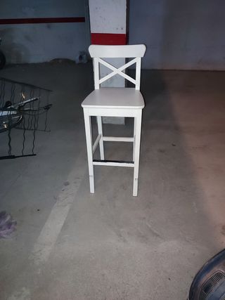 Muebles de madera con espejo
