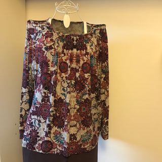Blusa Tentazioni Flores Granate y Azul Talla L