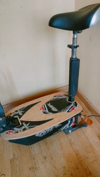 Patinete con asiento