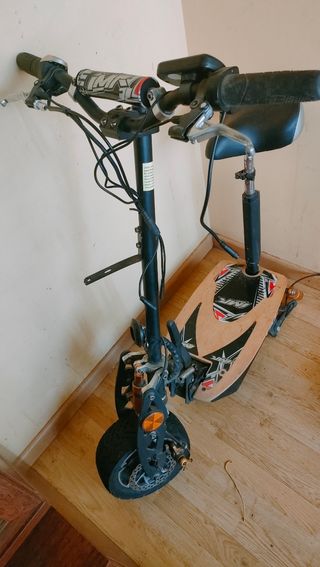 Patinete con asiento