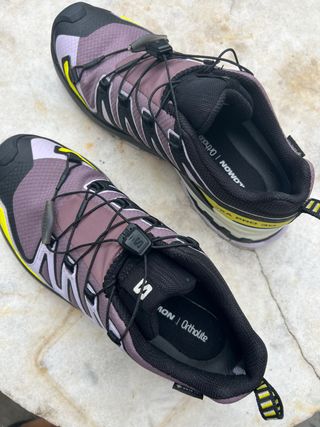 Zapatillas Salomon Trail Running Morado/Amarillo
