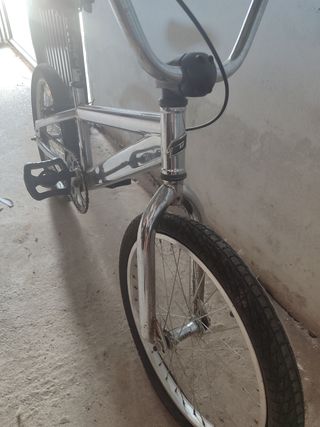 Bicicleta BMX GT Dino