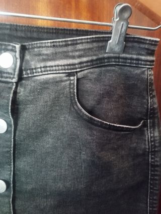 Falda vaquera H&M + Regalo jersey corto 