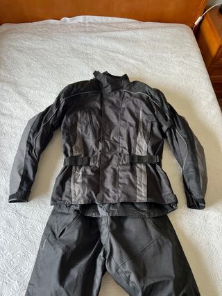 Conjunto Moto Chaqueta y Pantalón