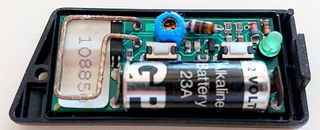 Coppia di telecomandi radiocomandi per cancelli