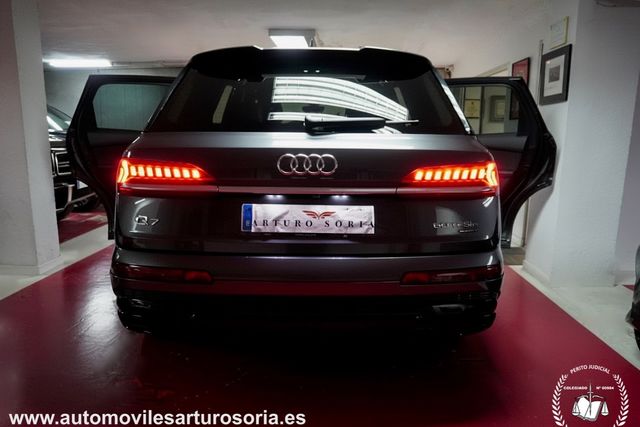 Audi Q7 2021