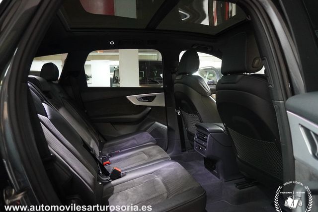 Audi Q7 2021