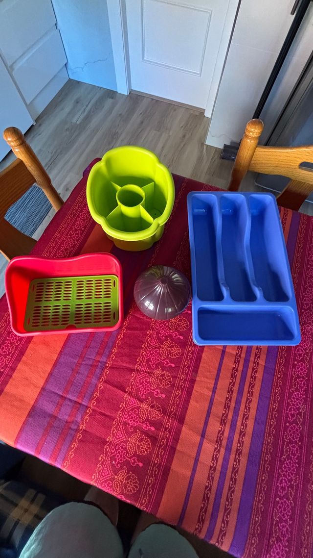 Vendo Lote de Tapers Plástico