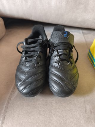 Botas de fútbol tacos niño talla 32