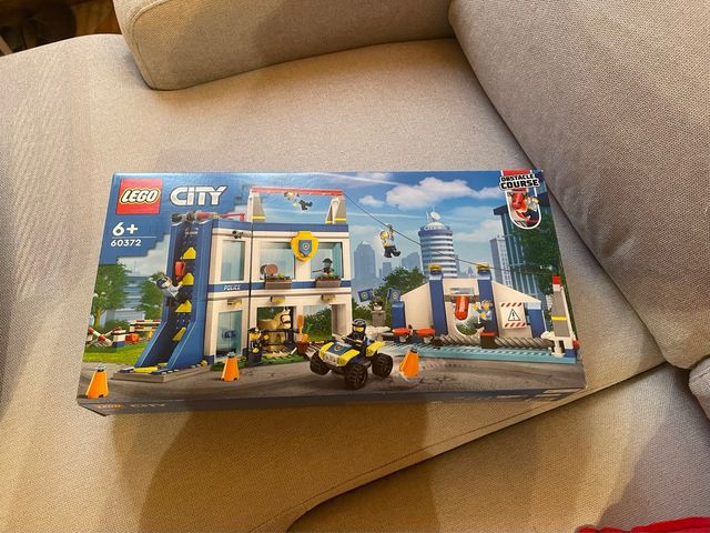 LEGO City 60372 - accademia di addestramento poliz