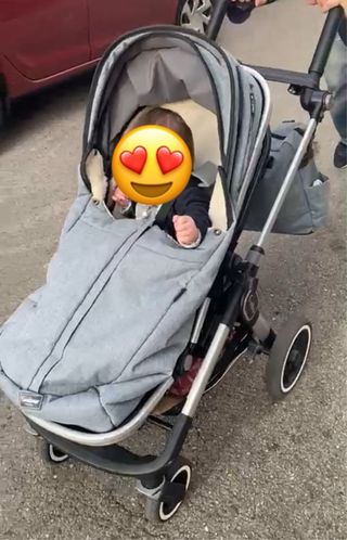 Cochecito de bebé + silla + accesorios 