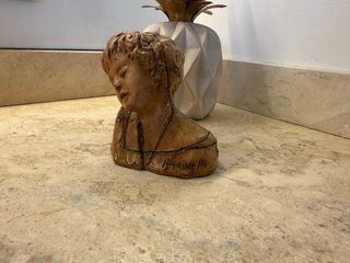 Busto ragazzo di Enzo Marinelli