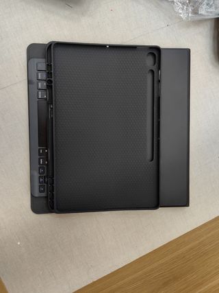Funda + teclado para tablet o iPad