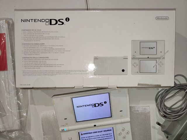 Nintendo DS Blanca Completa con Caja y Manuales