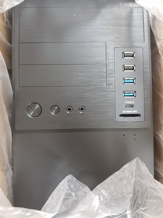 Caja PC UNYKA 6K-PRO Serie Caviar MATX - NUEVA