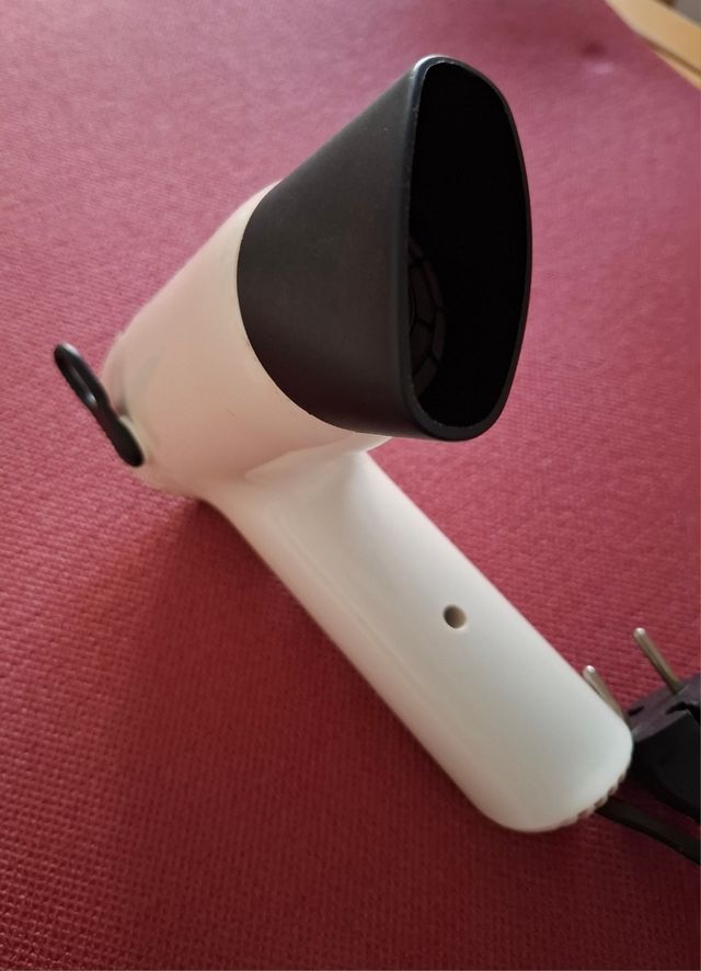 Secador de pelo Braun Silencio 1100