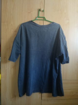 Camiseta Zara Campanilla Gris