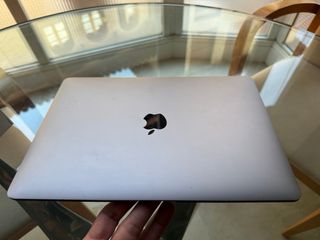 MacBook Air M1 16 GB Plata