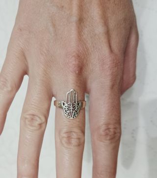Anillo Mano de Fátima