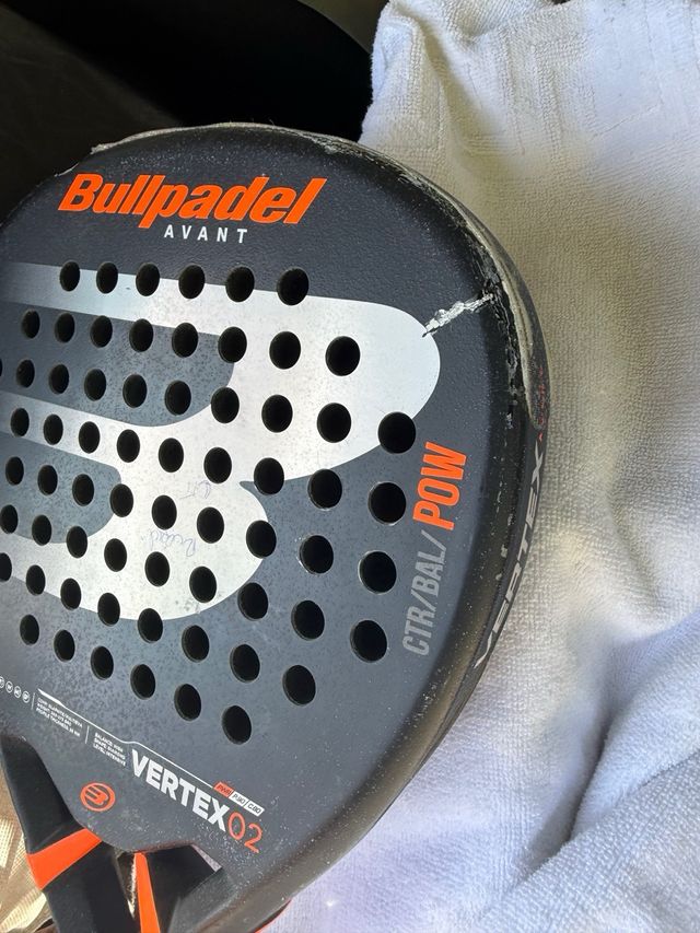 Pala de pádel Bullpadel Vertex 02
