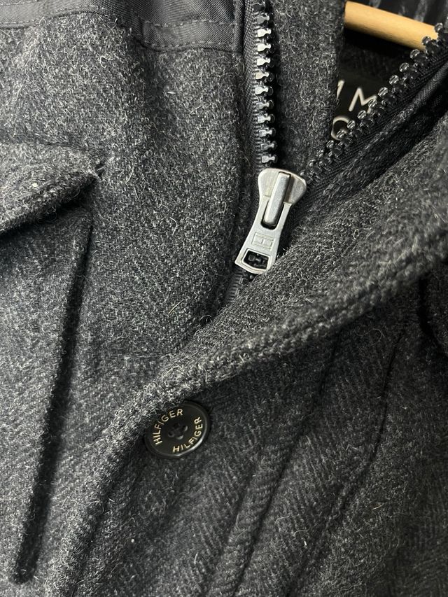 Chaqueta Tommy Hilfiger acolchada negra - Talla S