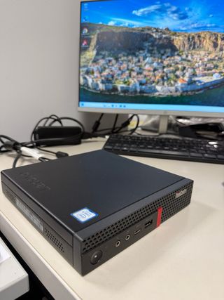 Mini PC Lenovo ThinkCenter M720q Negro