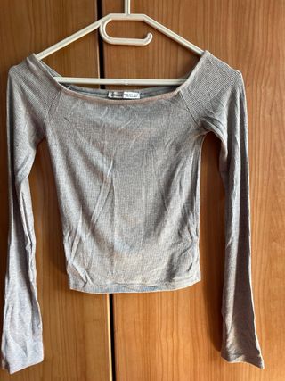 Camisa Bershka gris manga larga