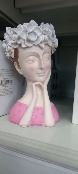 Vaso decorativo donna con fiori