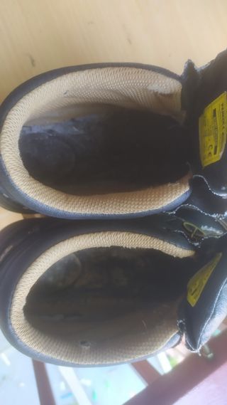 Botas de seguridad  (Mon to fri)