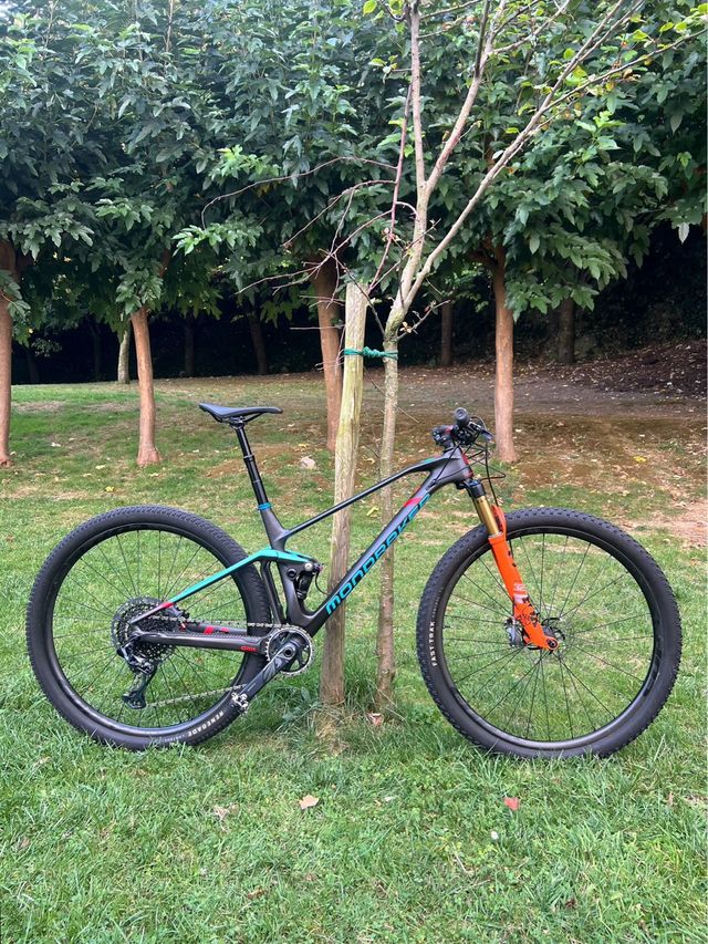  Mondraker F-Podium RR completa Carbono