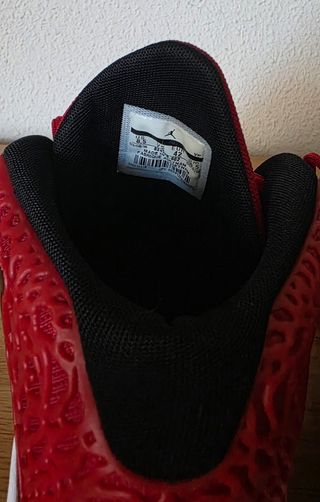 Zapatillas Jordan Rojas Talla 42
